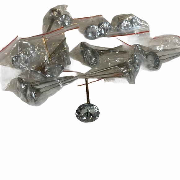 21 Crystal Glass Prong Buttons Decoration Tacks - Picture 4 of 11